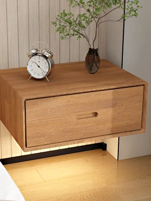 Vegghengt nattbord – Multifunksjonelt sidebord i nordisk design