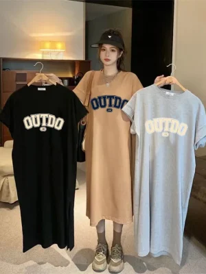 Casual Kjole i Koreansk Stil – Rund Hals og Midtlengde Skjørt