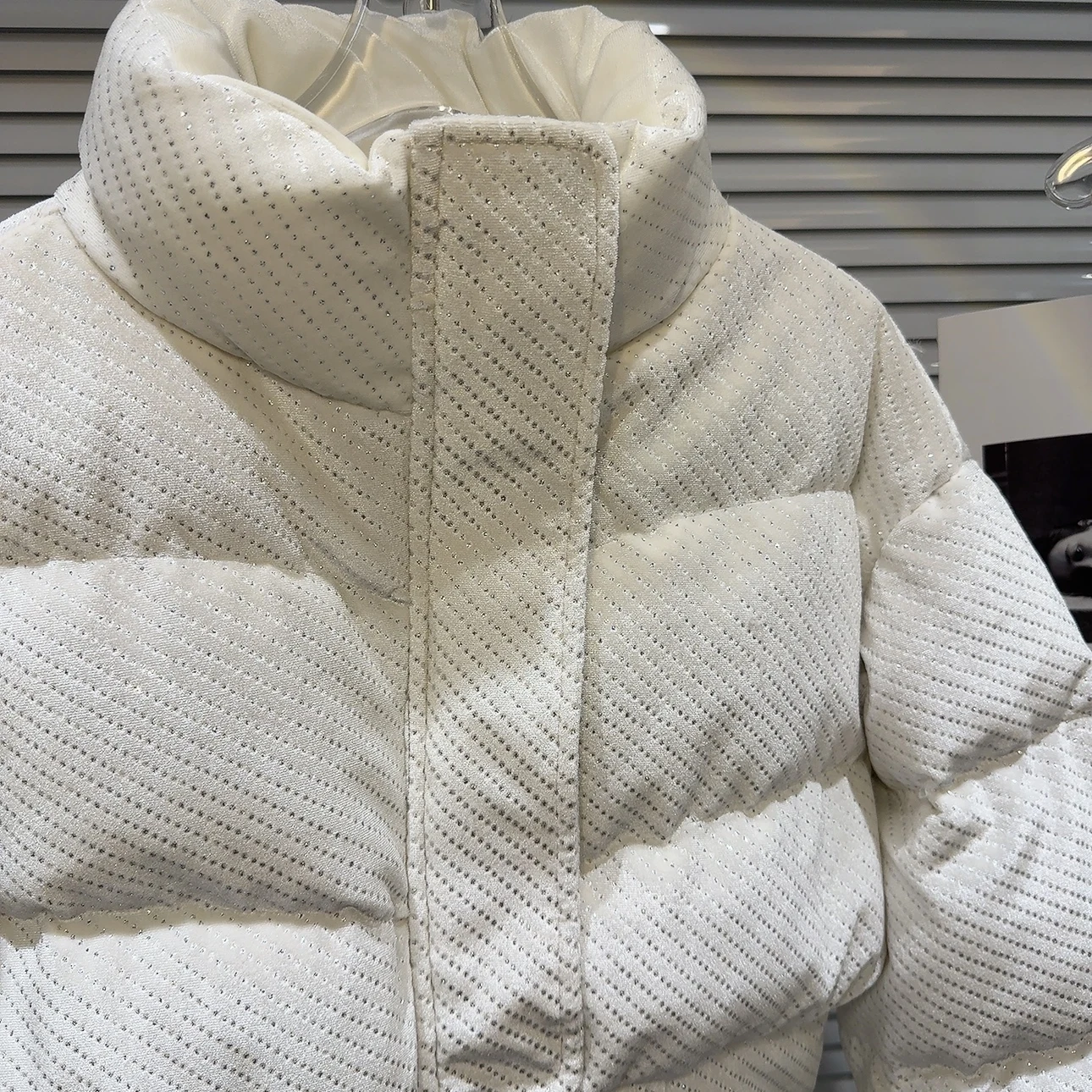 PREPOMP Winter New Collection Stand Collar Bright Silk Striped Diamonds Fleece White Duck Down Coat Women Short Jacket GM781