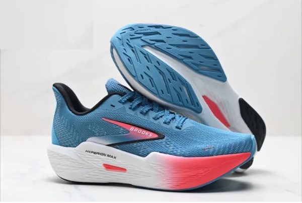 Brooks Hyperion Max 2